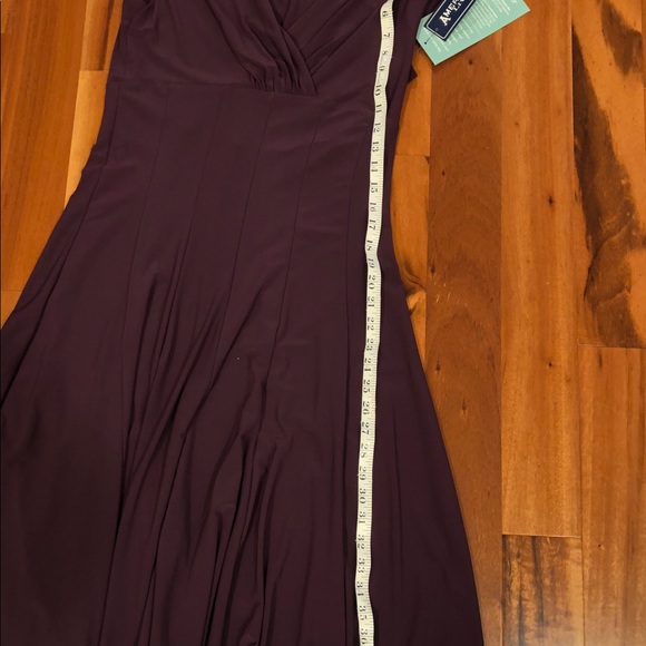 Purple dress size 8 - Picture 6 of 7
